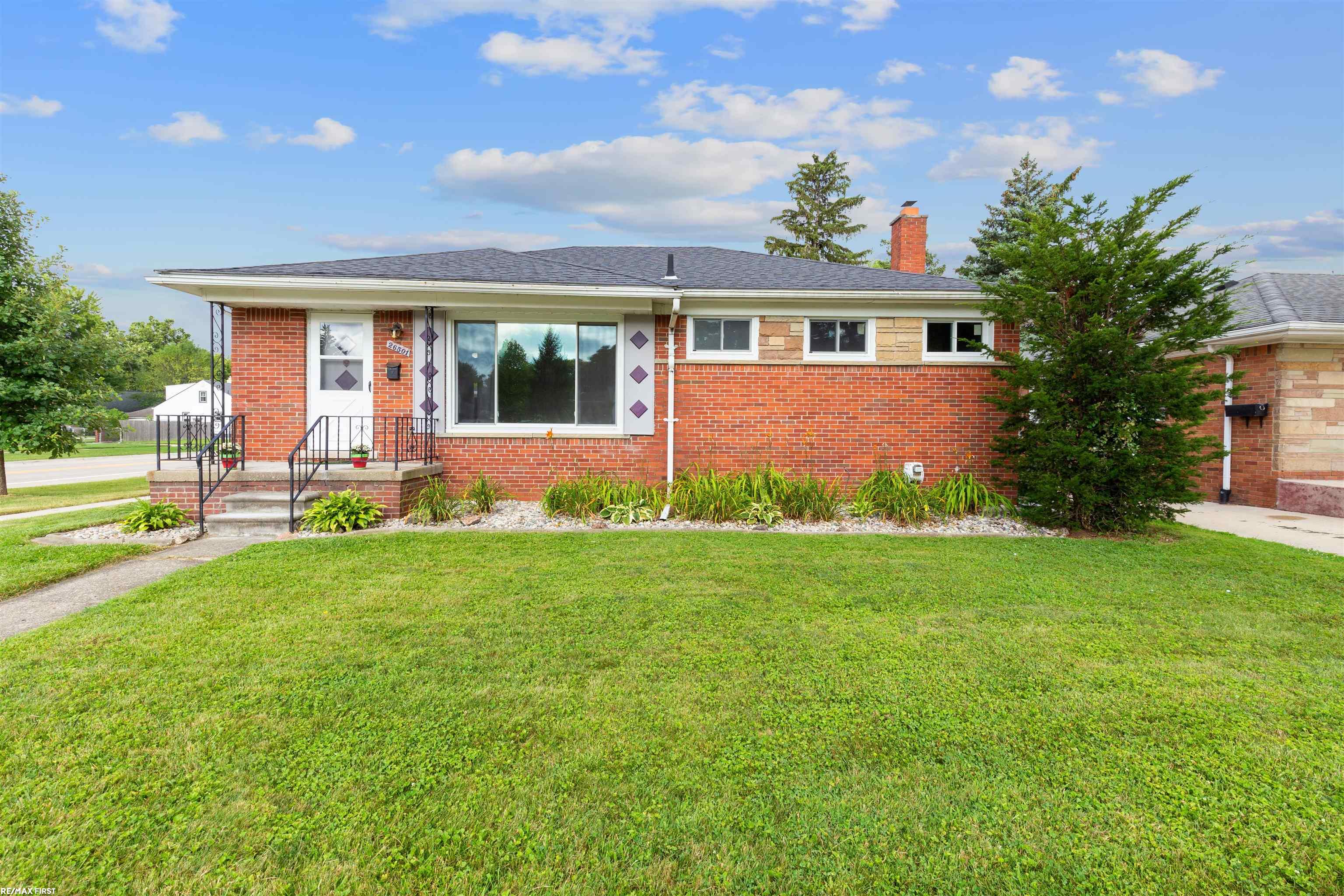 Ursuline St, Saint Clair Shores, MI 48081 #1