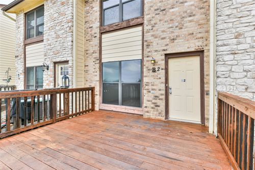 b2-21459 Coyote Trl, Lago Vista, TX, 78645-4700 | Card Image