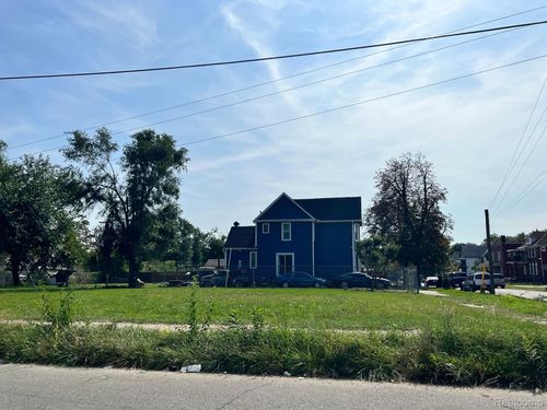 1610 Military St, Detroit, MI, 48209-2080 | Card Image