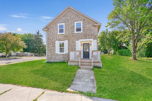 297 Park St E, Prescott, ON, K0E1T0 | Card Image