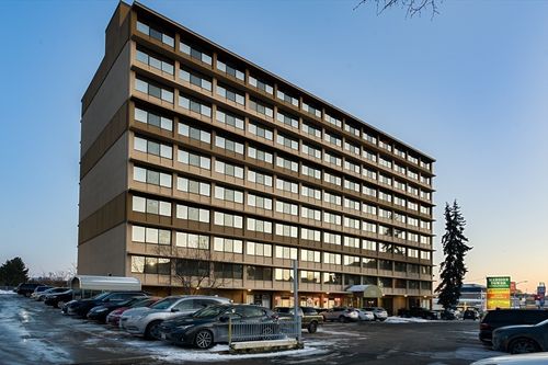 unit-611-70 Southbridge St, Worcester, MA, 01608-2051 | Card Image