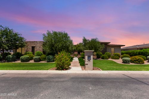 2754 E Kingbird Dr, Gilbert, AZ, 85297-8187 | Card Image