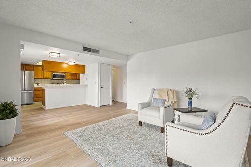 213-3095 Lakeside Drive, Reno, NV, 89509 | Card Image