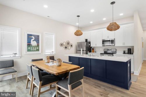 102-2 Bowers Dr, OCEAN VIEW, DE, 19970-3680 | Card Image