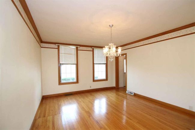4204 Frank Scott Pkwy W, House other with 3 bedrooms, 2 bathrooms and 2 parking in Belleville IL | Image 5