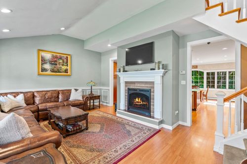 32 Sherman Dr, Syosset, NY, 11791-3523 | Card Image