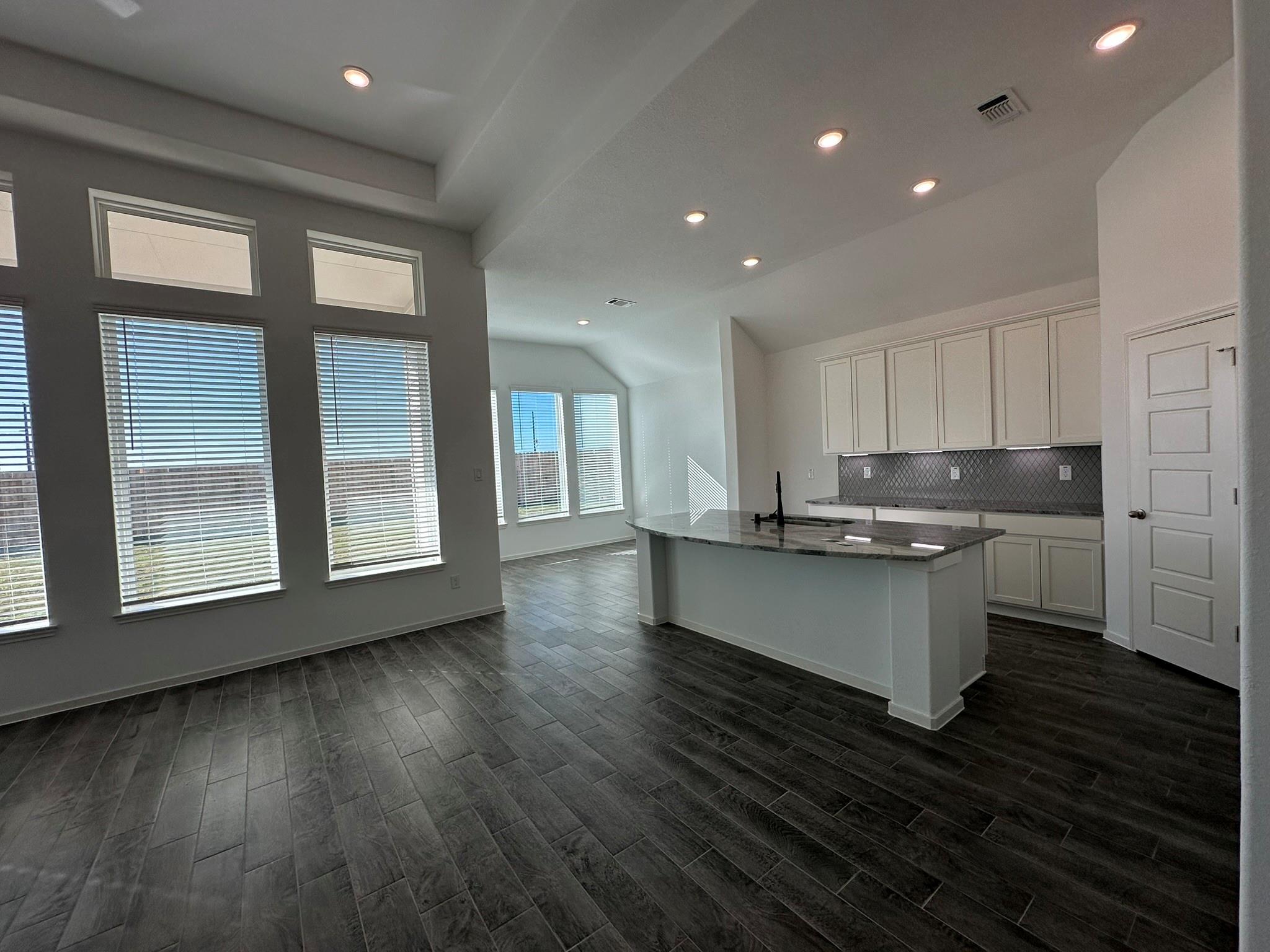 Residential in Magnolia 4
