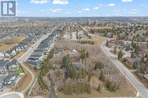 7010 11 Ave Sw, Calgary, AB, T3H4B4 | Card Image