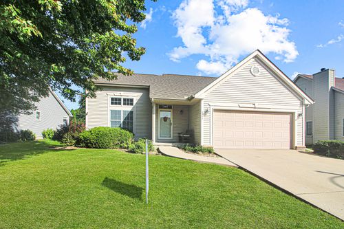 1311 Moss Creek Rd, Bloomington, IL, 61704-2919 | Card Image