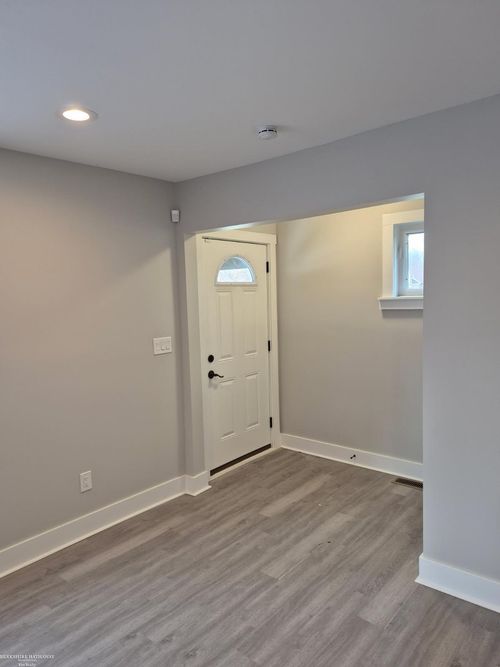 4394 Devonshire Rd, Detroit, MI, 48224-3638 | Card Image