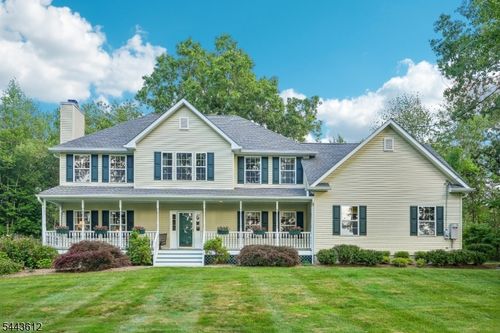 3 Florence Ln, Newton, NJ, 07860-2710 | Card Image