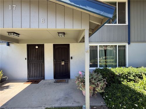 17b-1107 W Memory Ln, Santa Ana, CA, 92706 | Card Image
