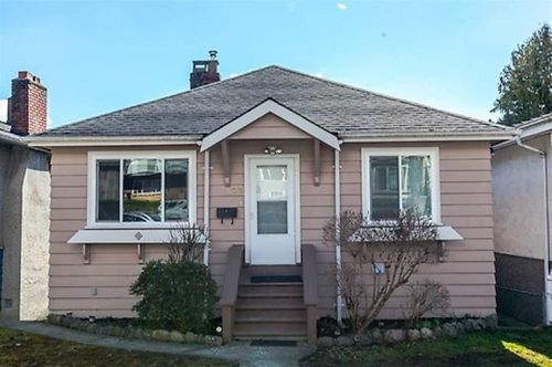 586 E 60th Ave, Vancouver, BC, V5X2A3 | Card Image