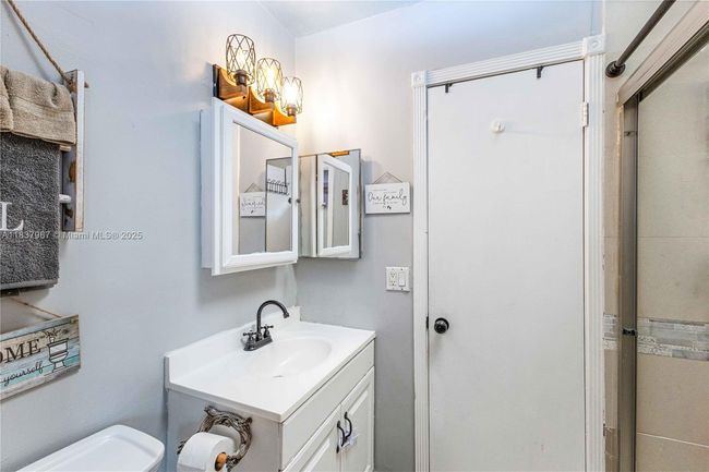 APT-2 - 10405 Sw 153 Rd Ct, Townhouse with 2 bedrooms, 2 bathrooms and null parking in Miami FL | Image 10