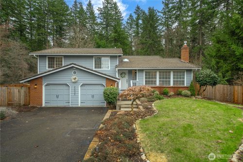 22335 Se 244th Pl, Maple Valley, WA, 98038-6070 | Card Image