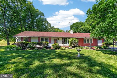 352 Pughtown Rd, SPRING CITY, PA, 19475-3407 | Card Image