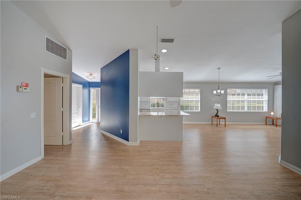 Residential in NAPLES 3