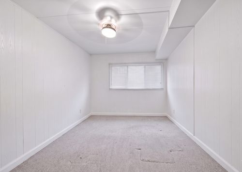 201-9504 S 86th Ave, Hickory Hills, IL, 60457-1762 | Card Image