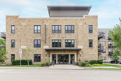 apt-418-101 W Liberty St, BARRINGTON, IL, 60010-3183 | Card Image
