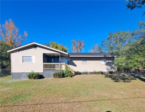 30 Detroit Ln, Tuskegee, AL, 36083-6903 | Card Image