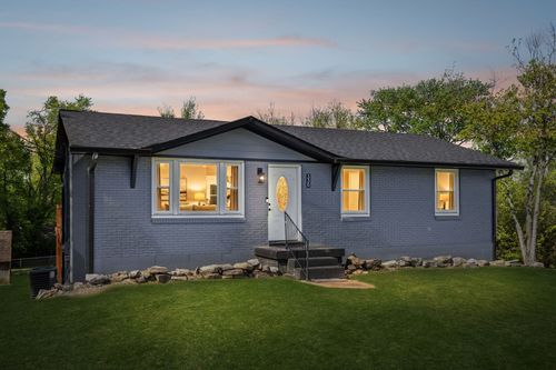 330 Alta Loma Rd, Goodlettsville, TN, 37072-2600 | Card Image