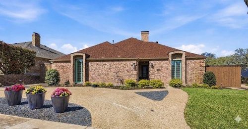 9539 Hilldale Drive, Dallas, TX, 75231 | Card Image