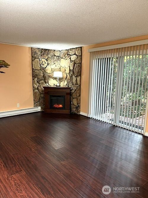 p5-7209 224th St Sw, Edmonds, WA, 98026-8342 | Card Image