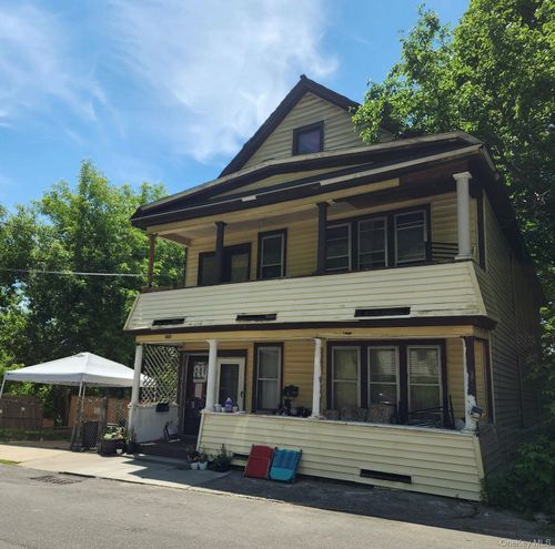 147 Forbes St, Amsterdam, NY, 12010-4920 | Card Image