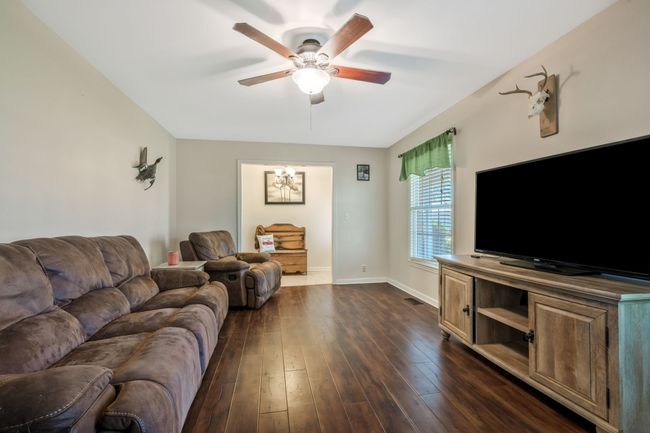 1175 Batson Mill Rd, House other with 4 bedrooms, 2 bathrooms and 4 parking in Charlotte TN | Image 8
