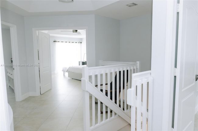 10919 Nw 67 Th Ter, House other with 4 bedrooms, 3 bathrooms and null parking in Doral FL | Image 27