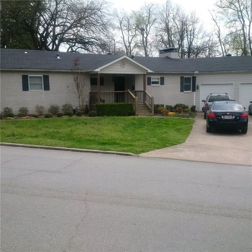 231 E Prospect St, Fayetteville, AR, 72701-2132 | Card Image