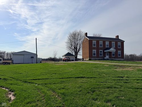 3327 S County Road 20 W, Greensburg, IN, 47240-8276 | Card Image