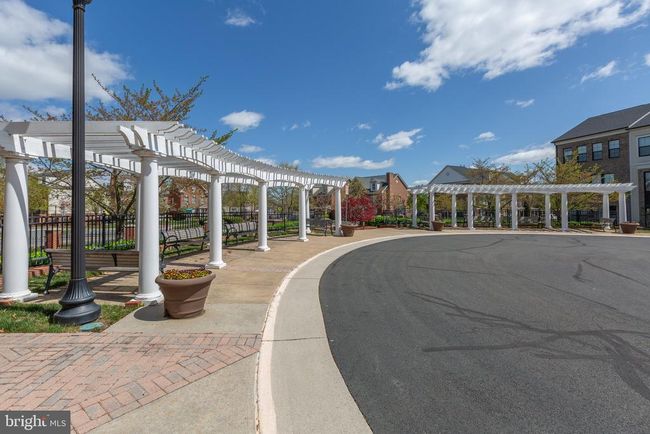 APT-405 - 680 Watermans Dr, Condo with 2 bedrooms, 3 bathrooms and null parking in Woodbridge VA | Image 4