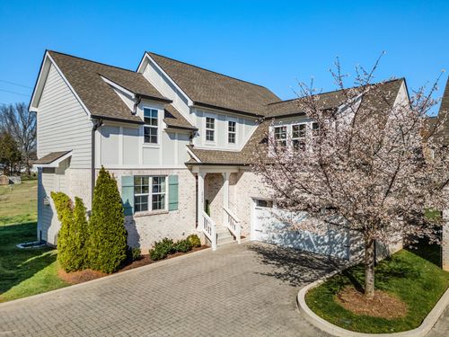 2724 Lakeland Dr, Nashville, TN, 37214-3124 | Card Image