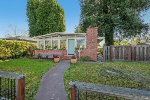 1944 Grosse Ave, Santa Rosa, CA, 95404-3123 | Card Image