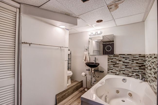 4220 Westbourne Dr, House other with 3 bedrooms, 3 bathrooms and null parking in Indianapolis IN | Image 38