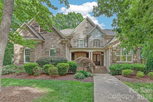 118 Stonehurst Ln, Waxhaw, NC, 28173-6695 | Card Image