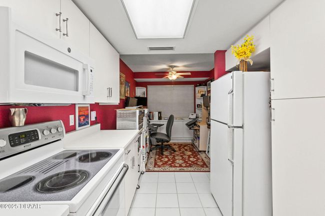 APT-308C - 4 Oceans West Blvd, Condo with 2 bedrooms, 2 bathrooms and null parking in Daytona Beach Shores FL | Image 13