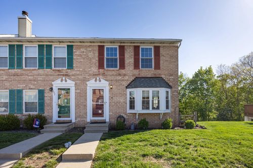 300 Lexington Rd, SCHWENKSVILLE, PA, 19473-1232 | Card Image