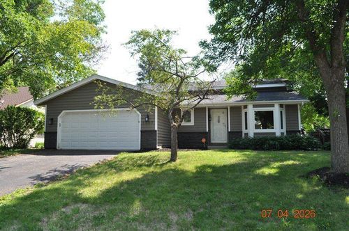 1007 Briar Creek Rd, Eagan, MN, 55123-2550 | Card Image
