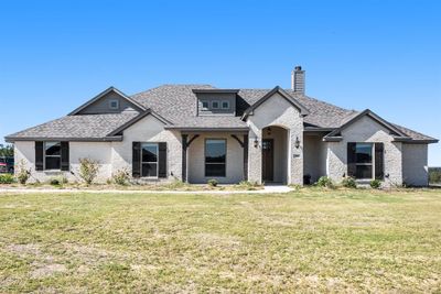 208 Marshall Drive, House other with 4 bedrooms, 3 bathrooms and null parking in Springtown TX | Image 2