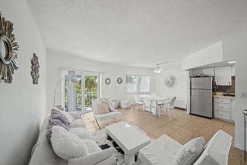 c-317-1967 S Ocean, Lauderdale By The Sea, FL, 33062 | Card Image