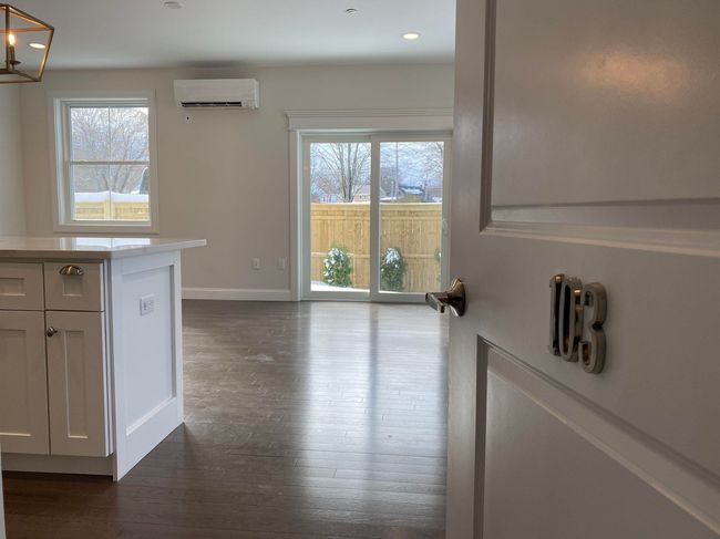UNIT-103 - 12R Front St, Condo with 2 bedrooms, 2 bathrooms and null parking in Exeter NH | Image 12