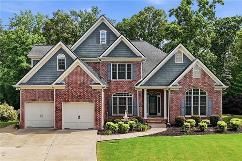 715 Crescent Cir, Canton, GA, 30115-4772 | Card Image