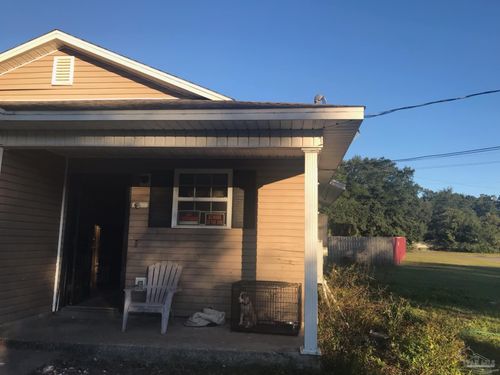 2208 Oakwood Ave, Pensacola, FL, 32505-4839 | Card Image