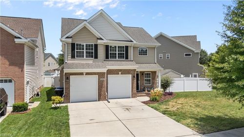 1516 Drumheller Dr, Virginia Beach, VA, 23464-8892 | Card Image