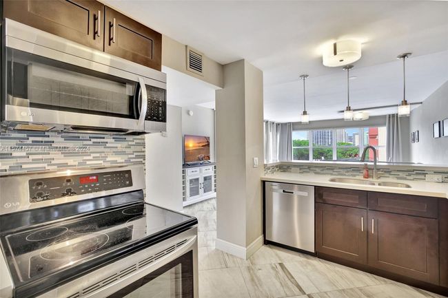 APT-5D - 3000 E Sunrise Blvd, Condo with 1 bedrooms, 2 bathrooms and null parking in Fort Lauderdale FL | Image 7