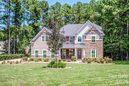 197 Chaska Loop, Troutman, NC, 28166-8822 | Card Image