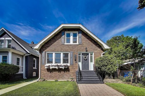 1102 Wadsworth Ave, North Chicago, IL, 60064-1339 | Card Image