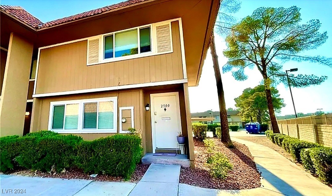 Paradise Village Way, Las Vegas, NV 89120
